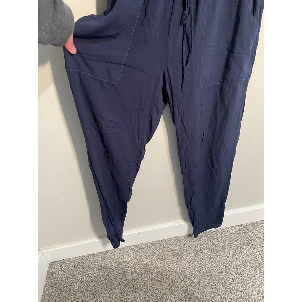 Velvet by Graham and Spencer‎ Navy Cassia Challis Rayon Jumpsuit - Picture 5 of 11
